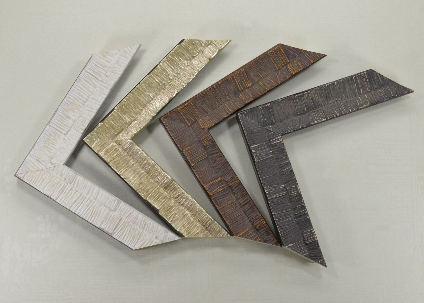 Photo Wooden Frame of unusual relief for home interior, 1,26 дюйма и высоту 0,8 дюйма. SMALL FRAME SIZES.