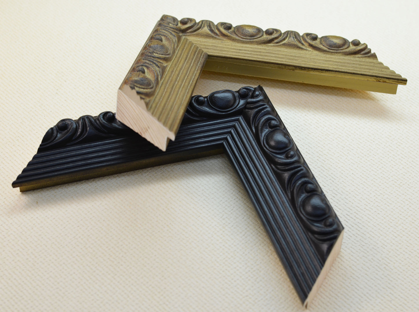 Stylish Bronze and Black Wood Picture Frame Hearts. Width 2" x Height 1.2".